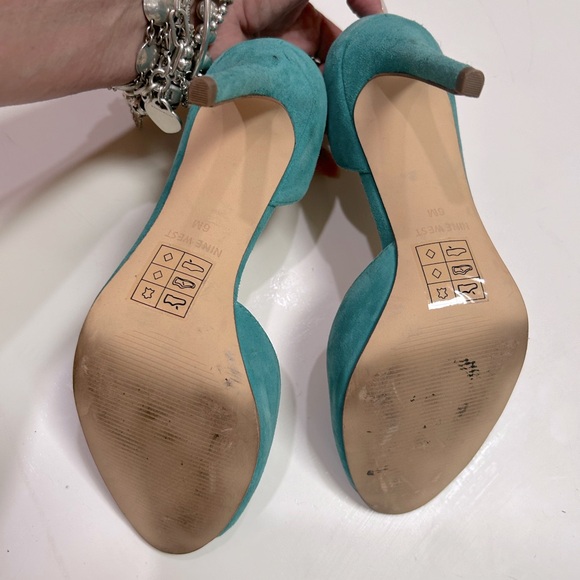 Nine West suede peep toe shoes. Teal blue. Size 6M. - Picture 6 of 11